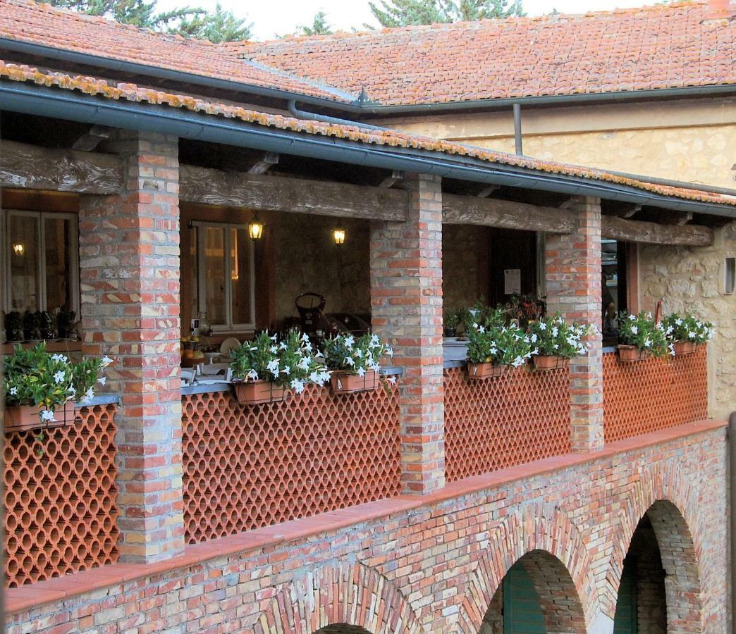 مبيت وإفطار سان جيمينيانو Borgo Fontaccia المظهر الخارجي الصورة
